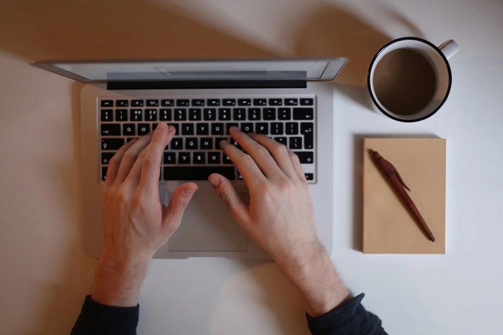 Quand l'historique des conversations IA devient accessible à cause d'un bug